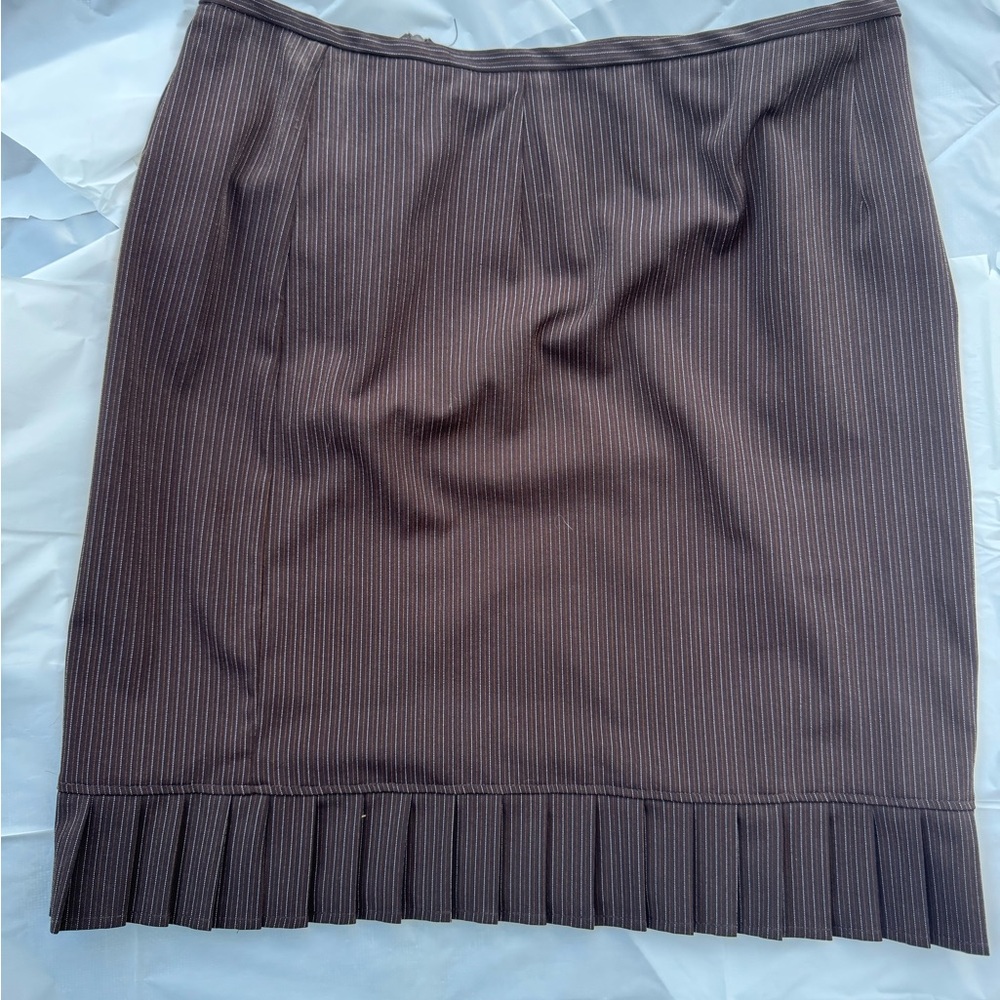 Chic Brown Pinstripe Pencil Skirt